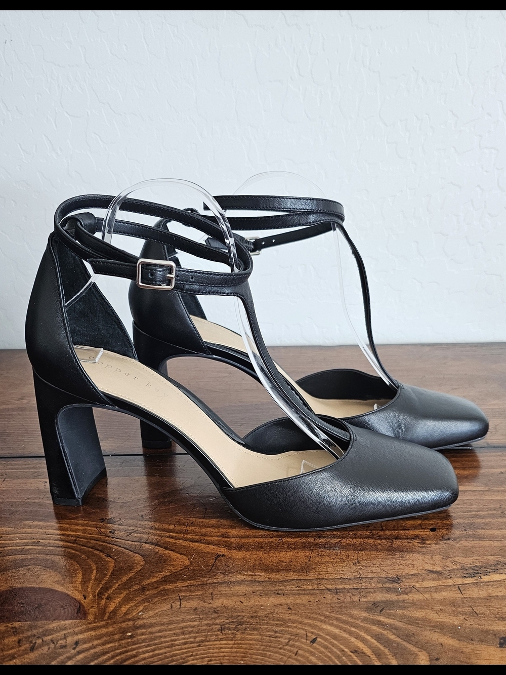 Copper Key Black Leather T-Strap Block Heel Retro Pumps Women's Sz 8.5 & 11